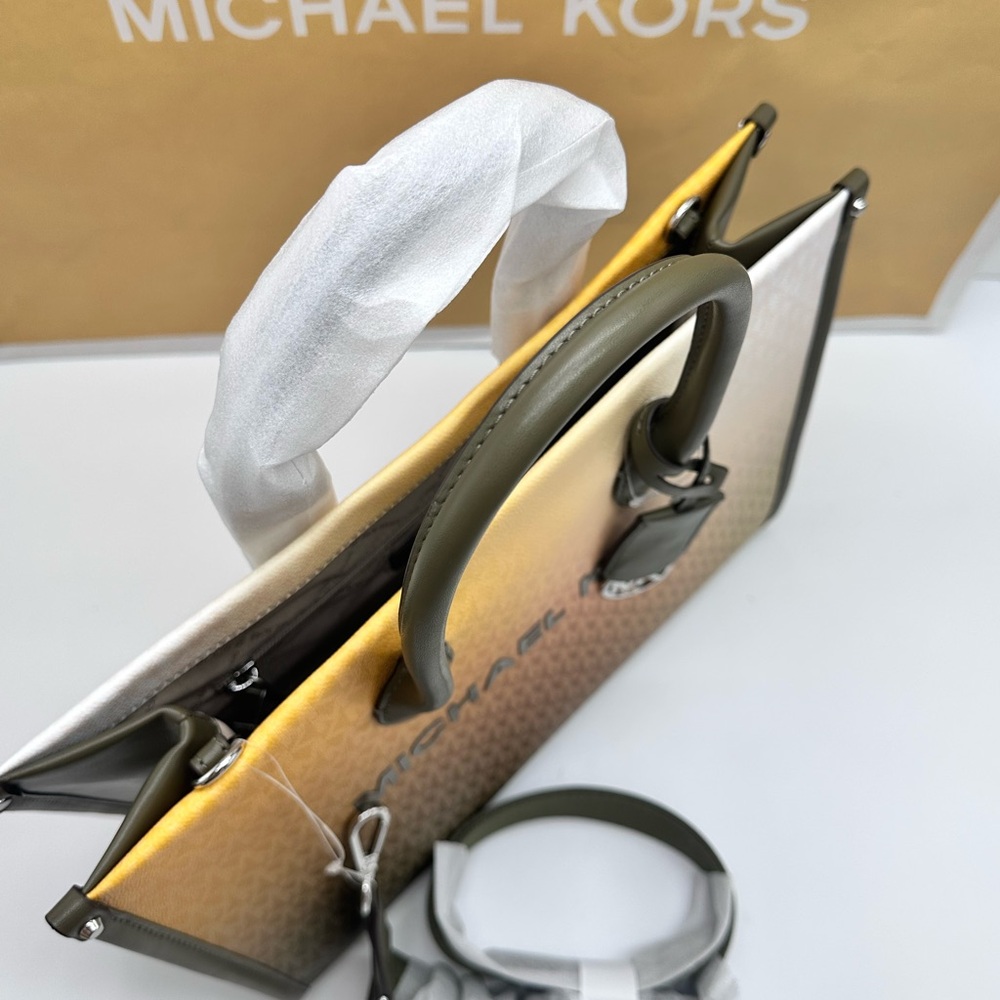 MICHAEL KORS
Mirella Medium Ombré Signature Logo Tote Bag Olive Combo color - Picture 9 of 15